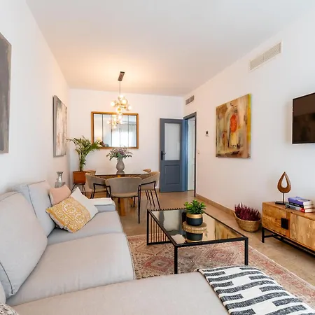 3 Y 2 Banos Junto Al Rio *