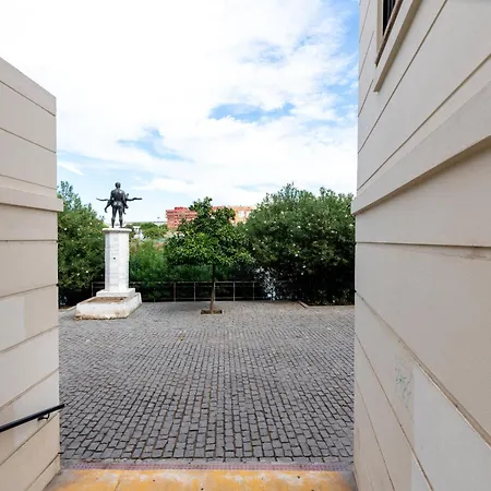 3 Y 2 Banos Junto Al Rio アパート