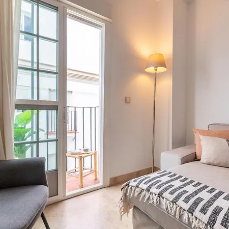 3 Y 2 Banos Junto Al Rio *